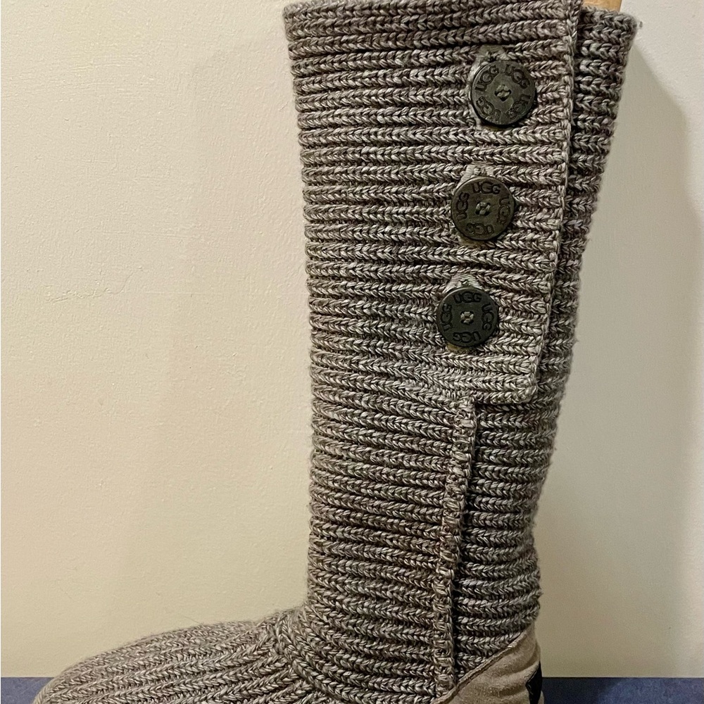 Ugg Cardy Tall Knitted Buttoned Boots - Women’s size 10 - Picture 6 of 15